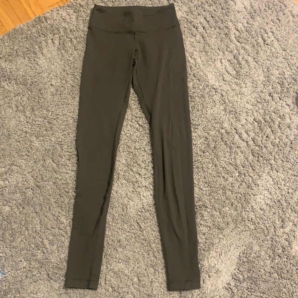 Lululemon army green leggings